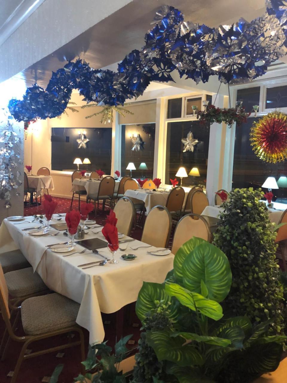 The Colwyn Hotel - Near Pleasure Beach Blackpool Bagian luar foto